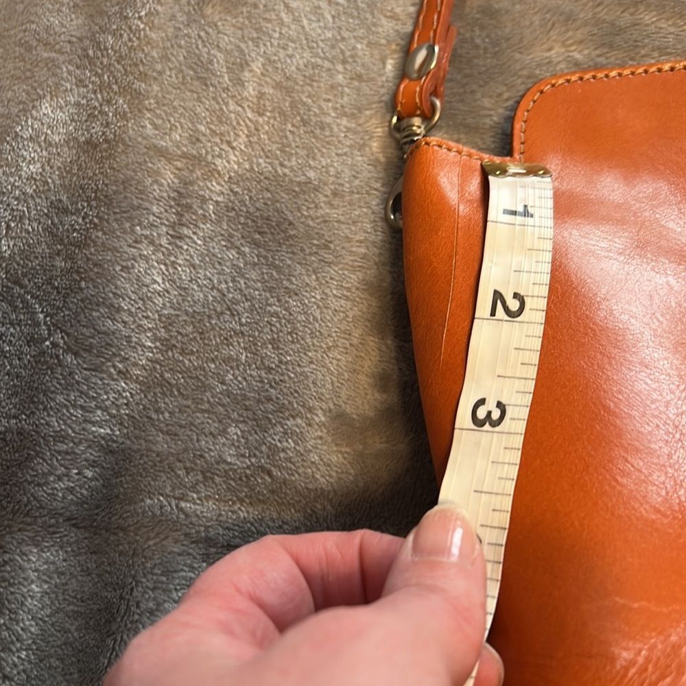 Persaman New York Orange Crossbody Bag - Picture 8 of 11